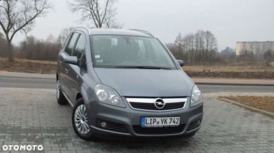 zafira benz.jpg