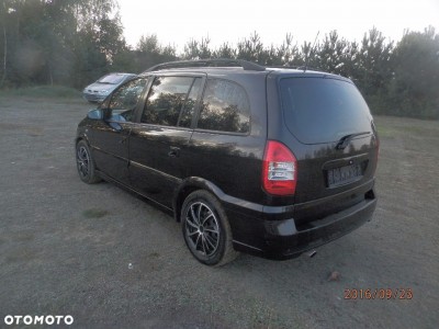 838679409_3_1080x720_zafira-opc-20t-200km-7foteli-osobowe_rev001.jpg