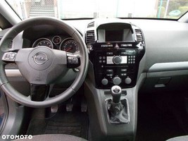 Zafira 1.8b.jpg